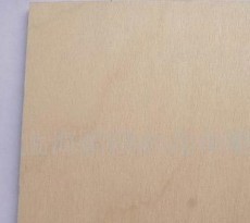 地板基材全面解析 为高品质地面奠定坚实基础